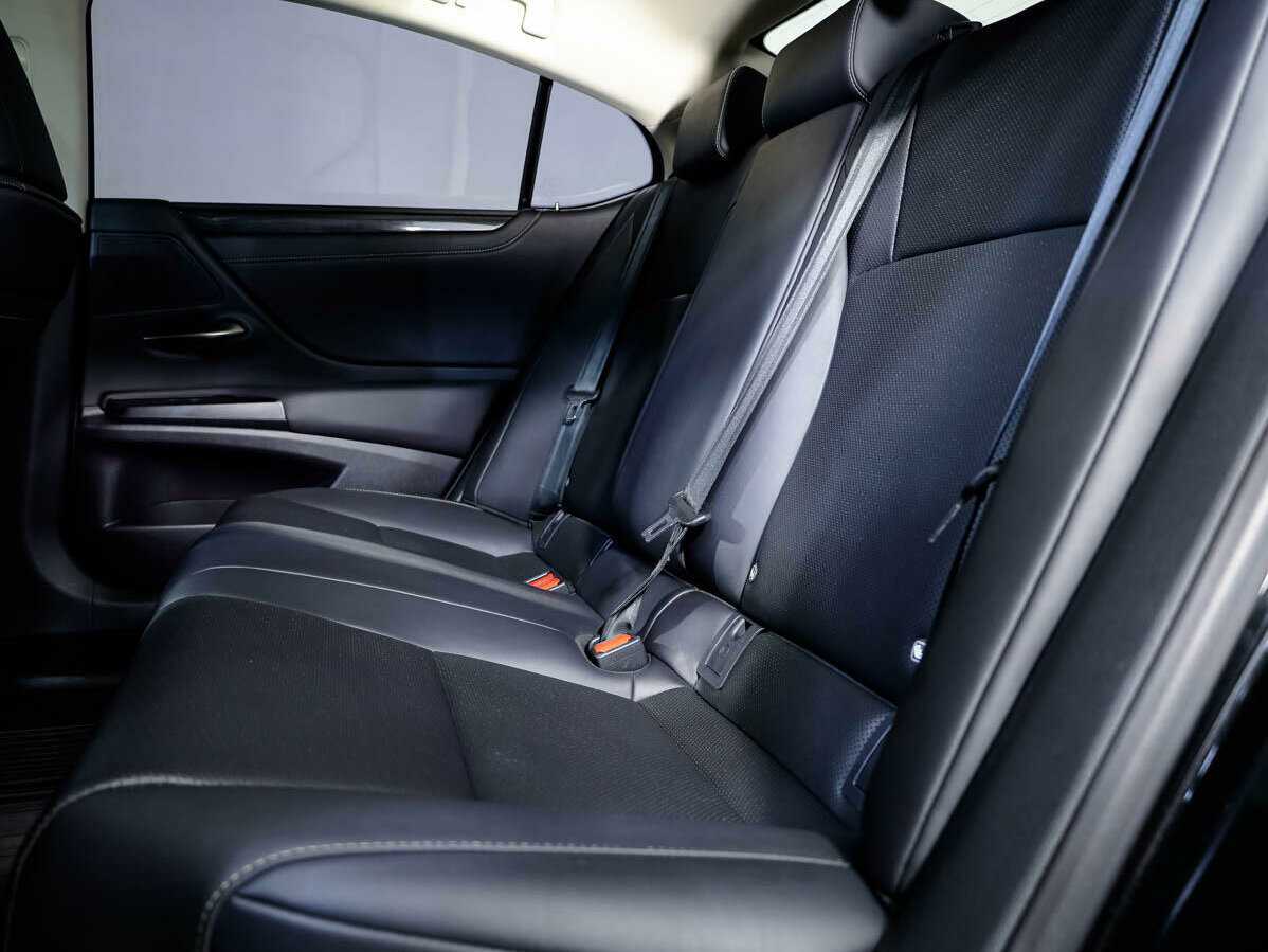 Lexus ES 250, 2018 Фото №12