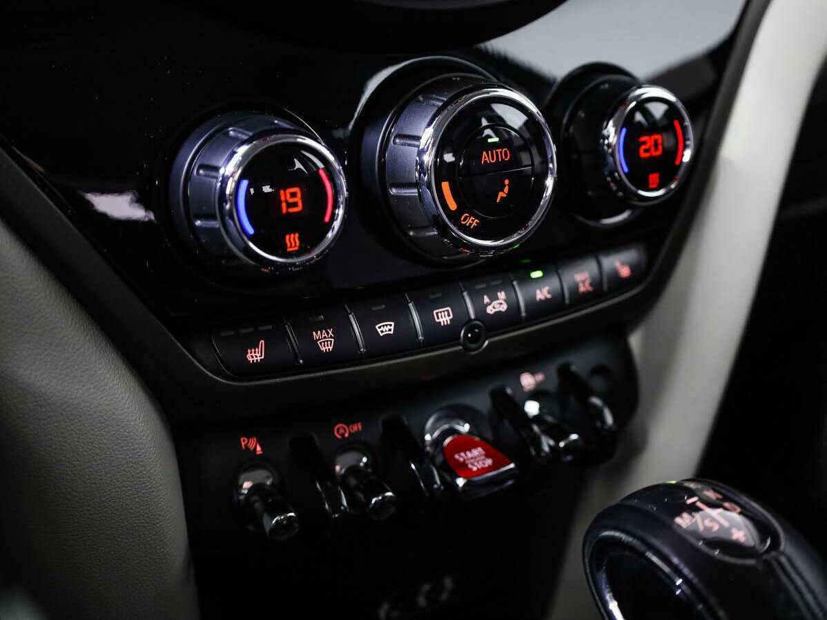 Mini Countryman Cooper D, 2018 Фото №15