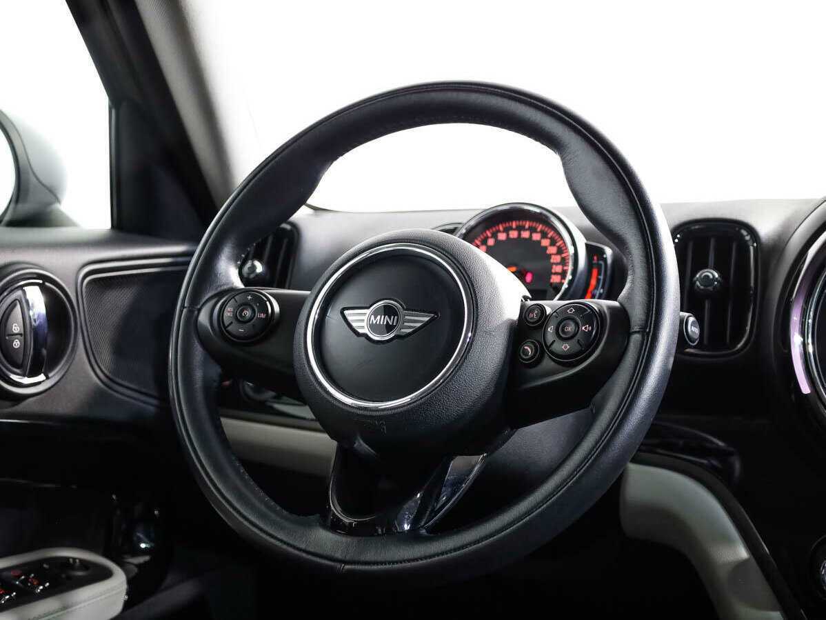 Mini Countryman Cooper D, 2018 Фото №19