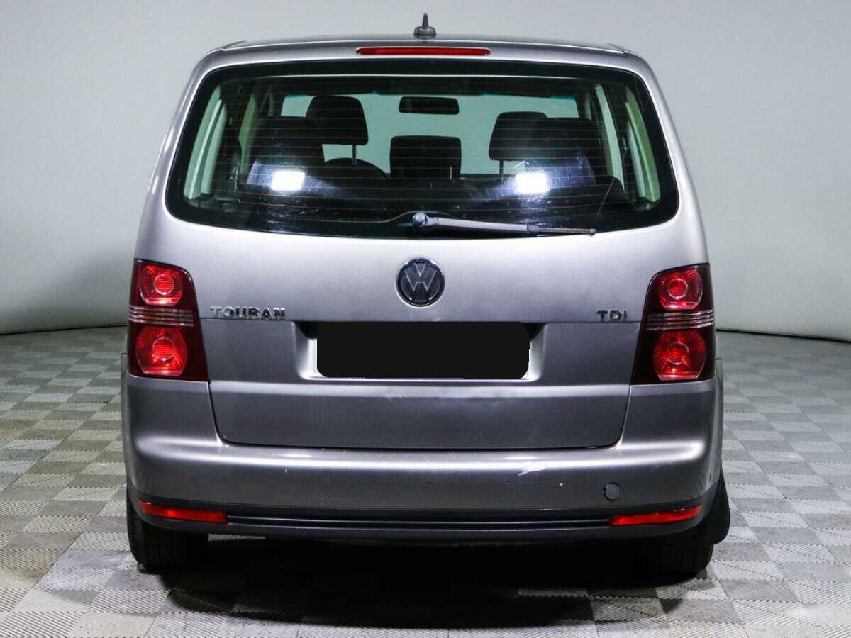 Volkswagen Touran, 2008 - 218 624 км. | Фото №6