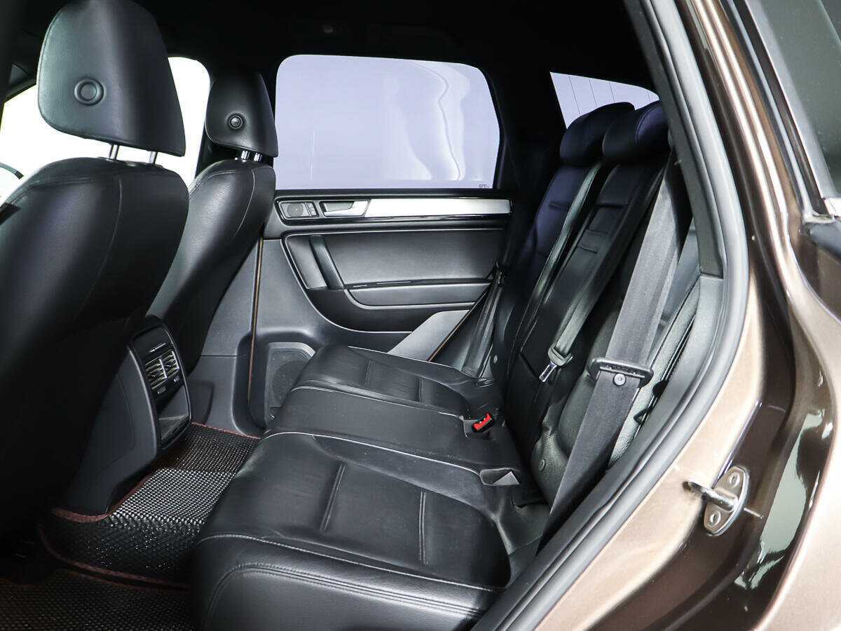 Volkswagen Touareg, 2011 Фото №12