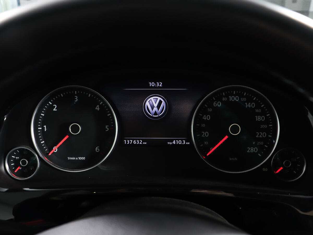 Volkswagen Touareg, 2011 Фото №16