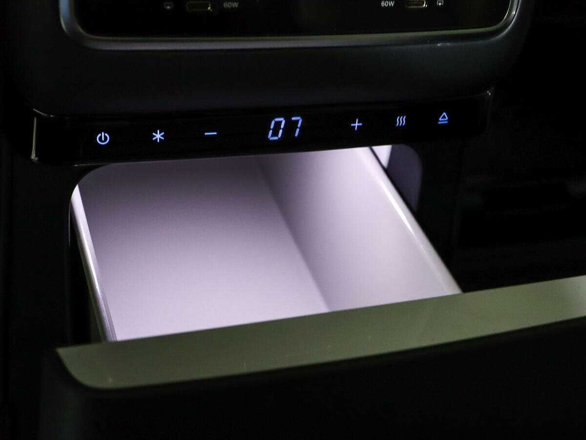 LiXiang L9 44.5 kWh, 2023 Фото №15