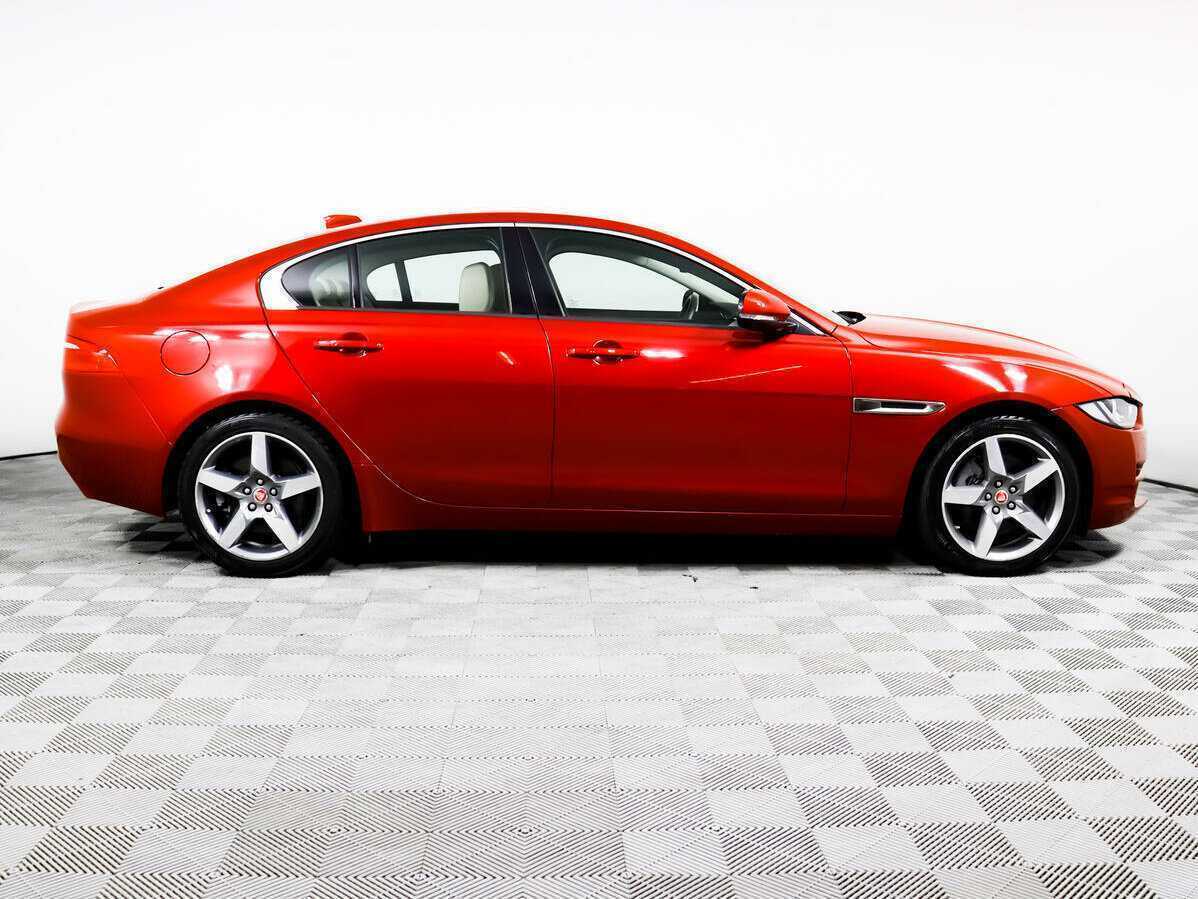 Jaguar XE, 2017 - 35 518 км. | Фото №4