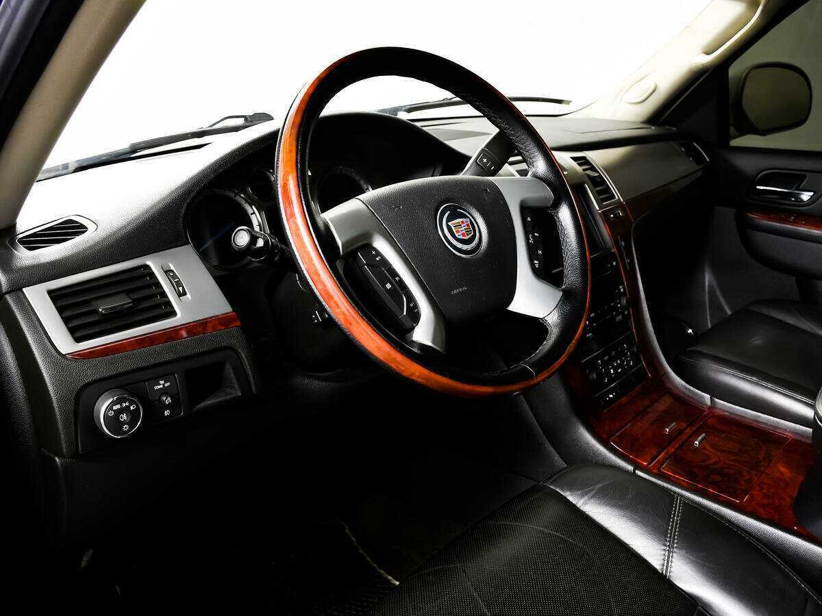 Cadillac Escalade, 2010 Фото №12