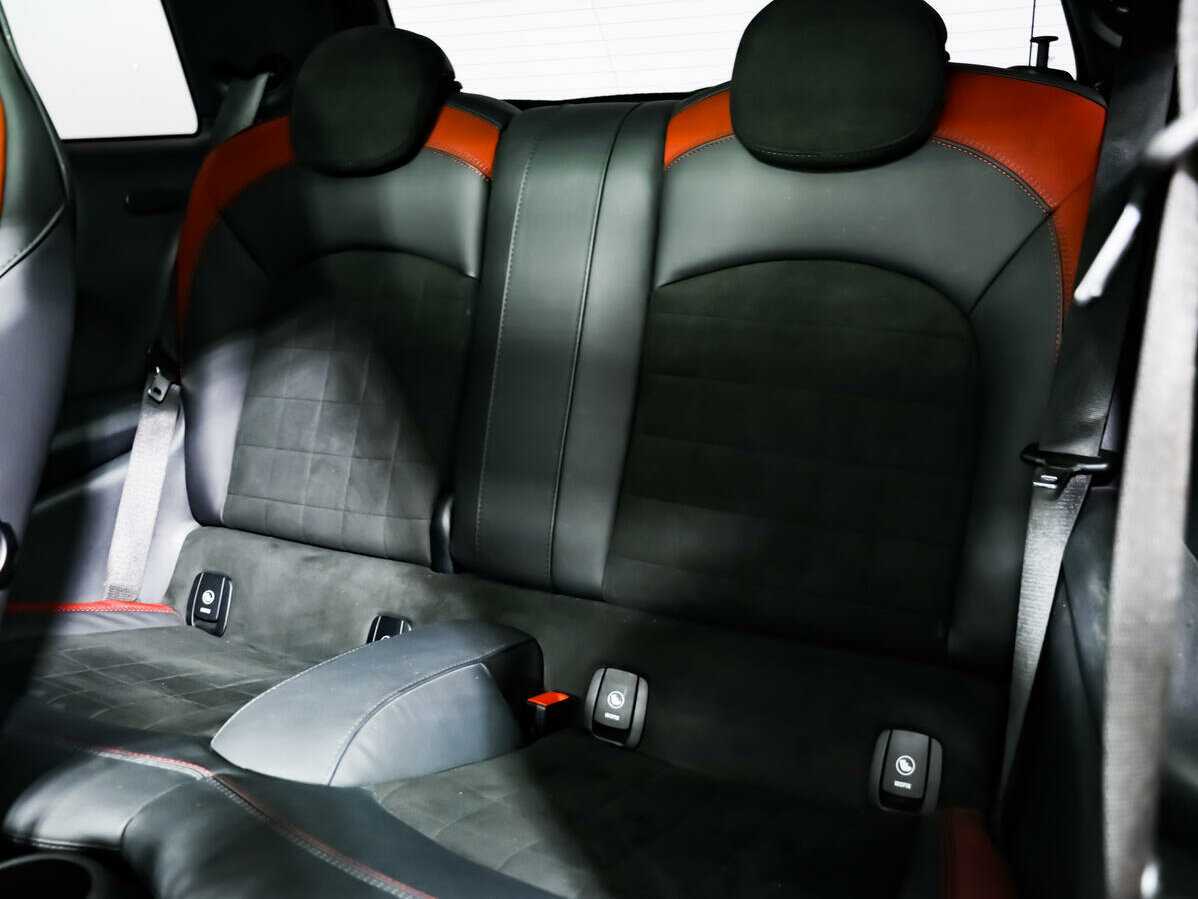 Mini Hatch JCW John Cooper Works, 2018 Фото №12