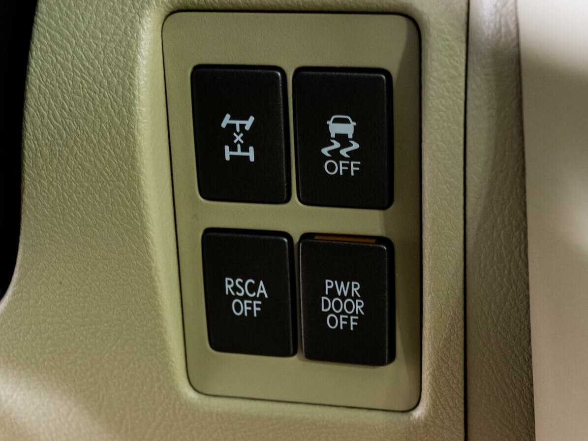 Lexus LX 570, 2008 Фото №17