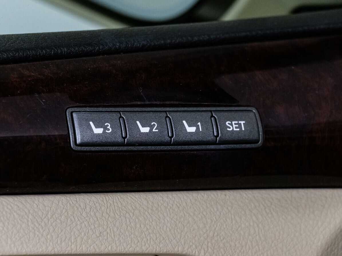 Lexus LX 570, 2008 Фото №26