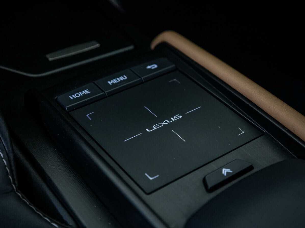 Lexus ES 250, 2019 Фото №14