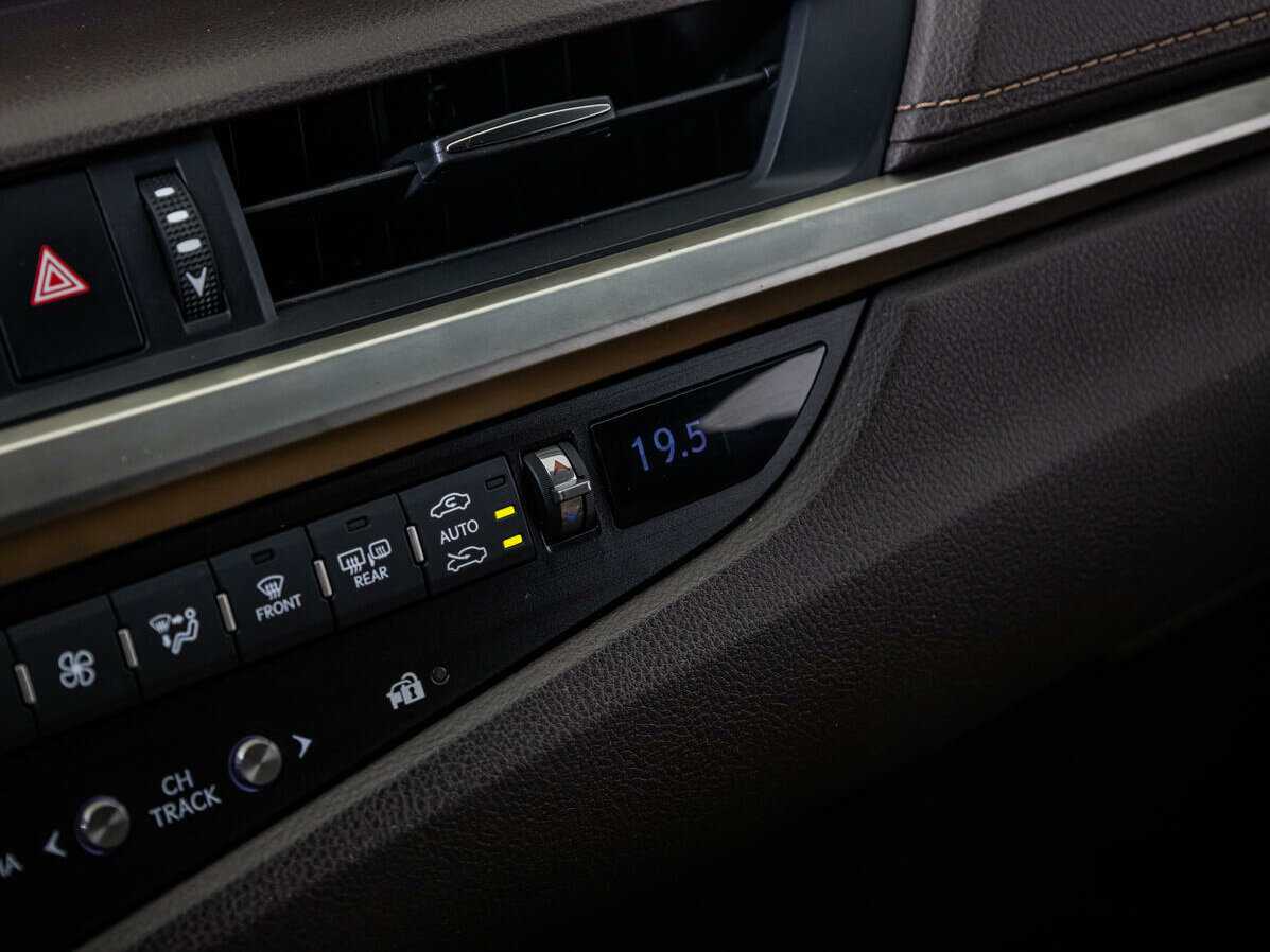 Lexus ES 250, 2019 Фото №22