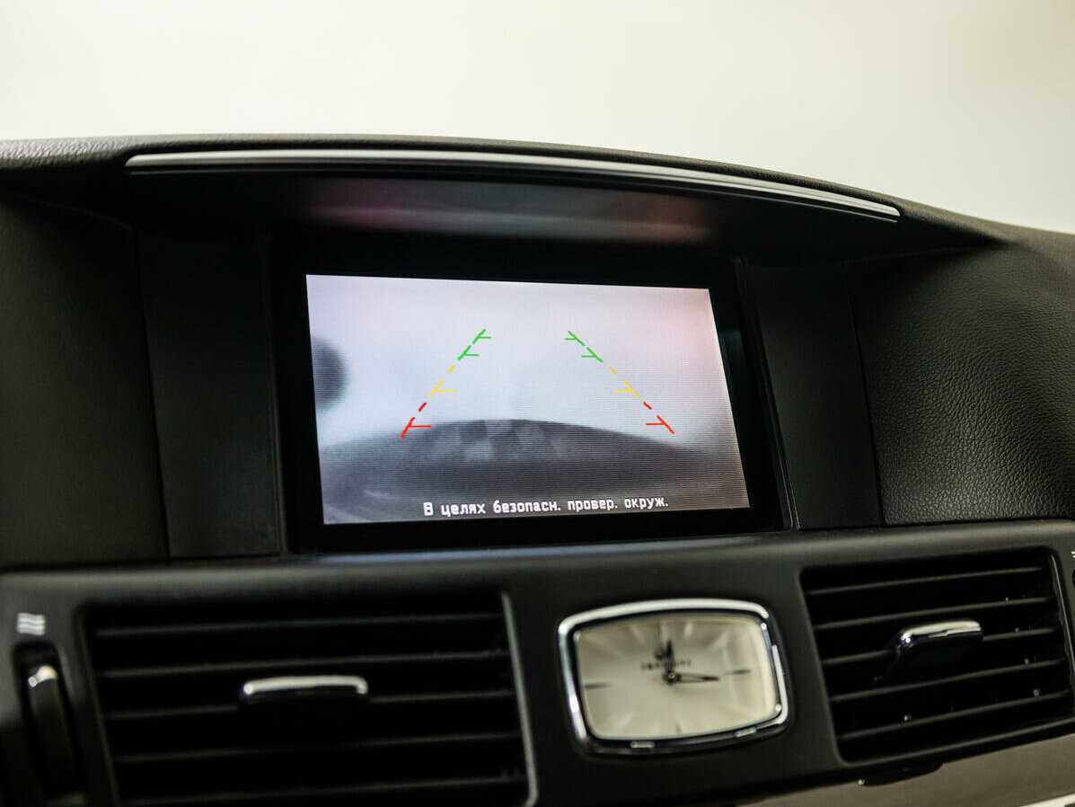 Infiniti M25, 2010 Фото №13