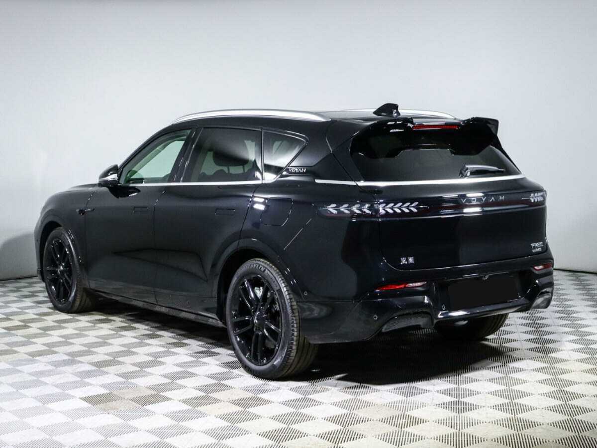 Voyah Free, 2023 - 12 км. | Фото №7