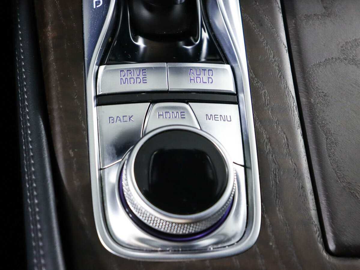 Kia K900, 2019 Фото №25