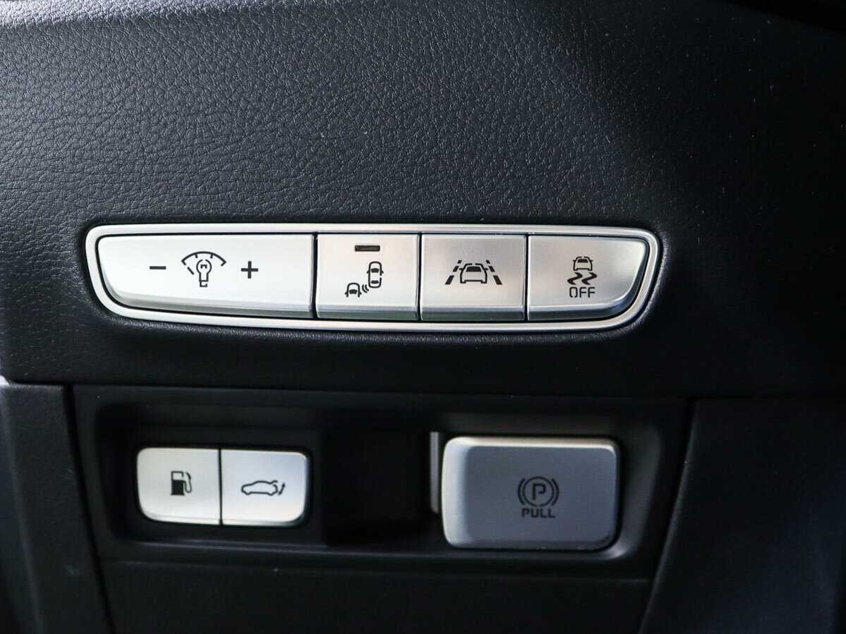 Kia K900, 2019 Фото №29