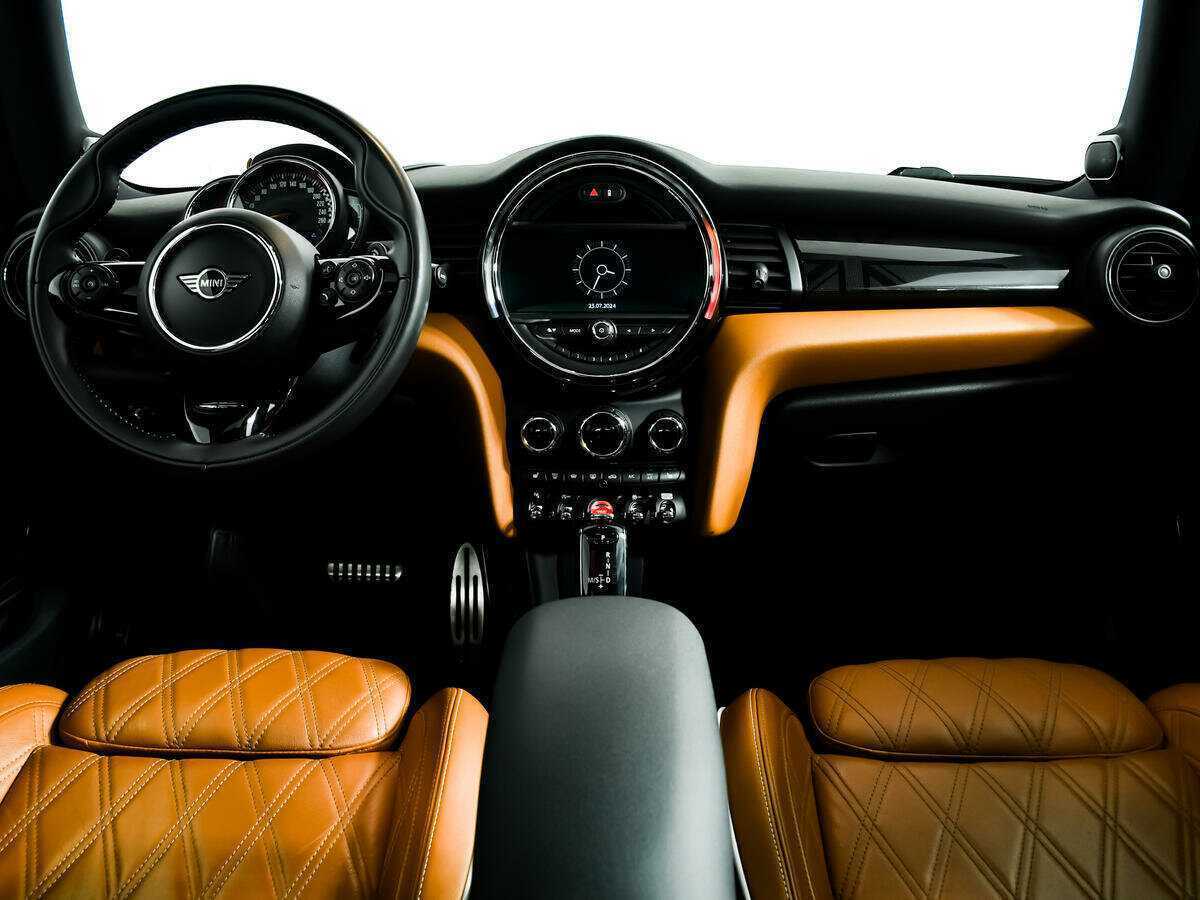 Mini Hatch JCW John Cooper Works, 2019 Фото №11