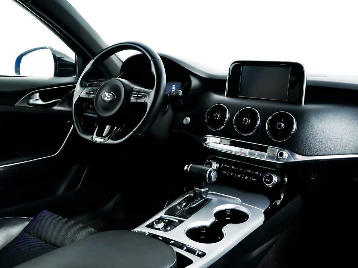 Kia Stinger, 2020 Фото №9