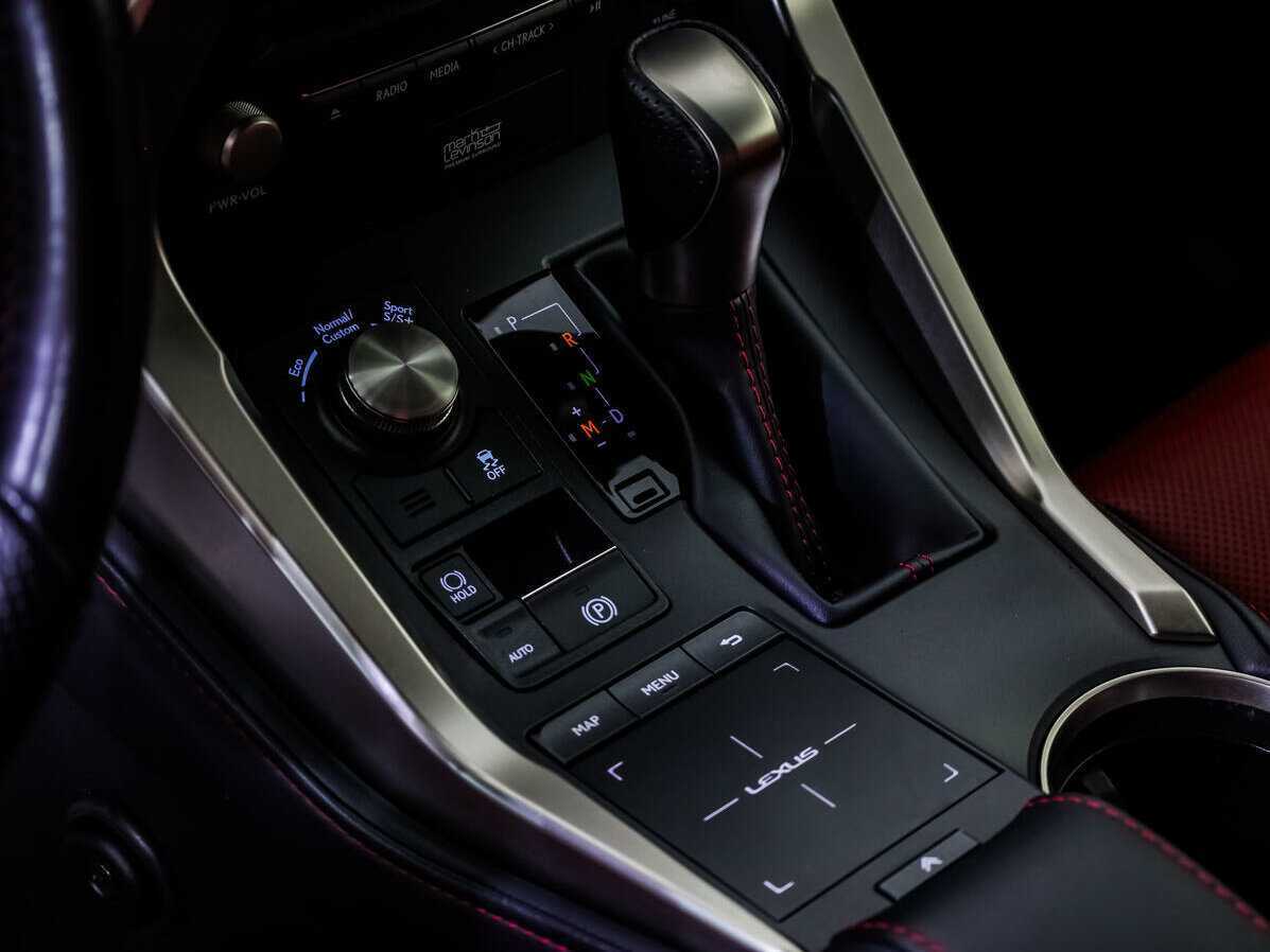 Lexus NX 300, 2020 Фото №16