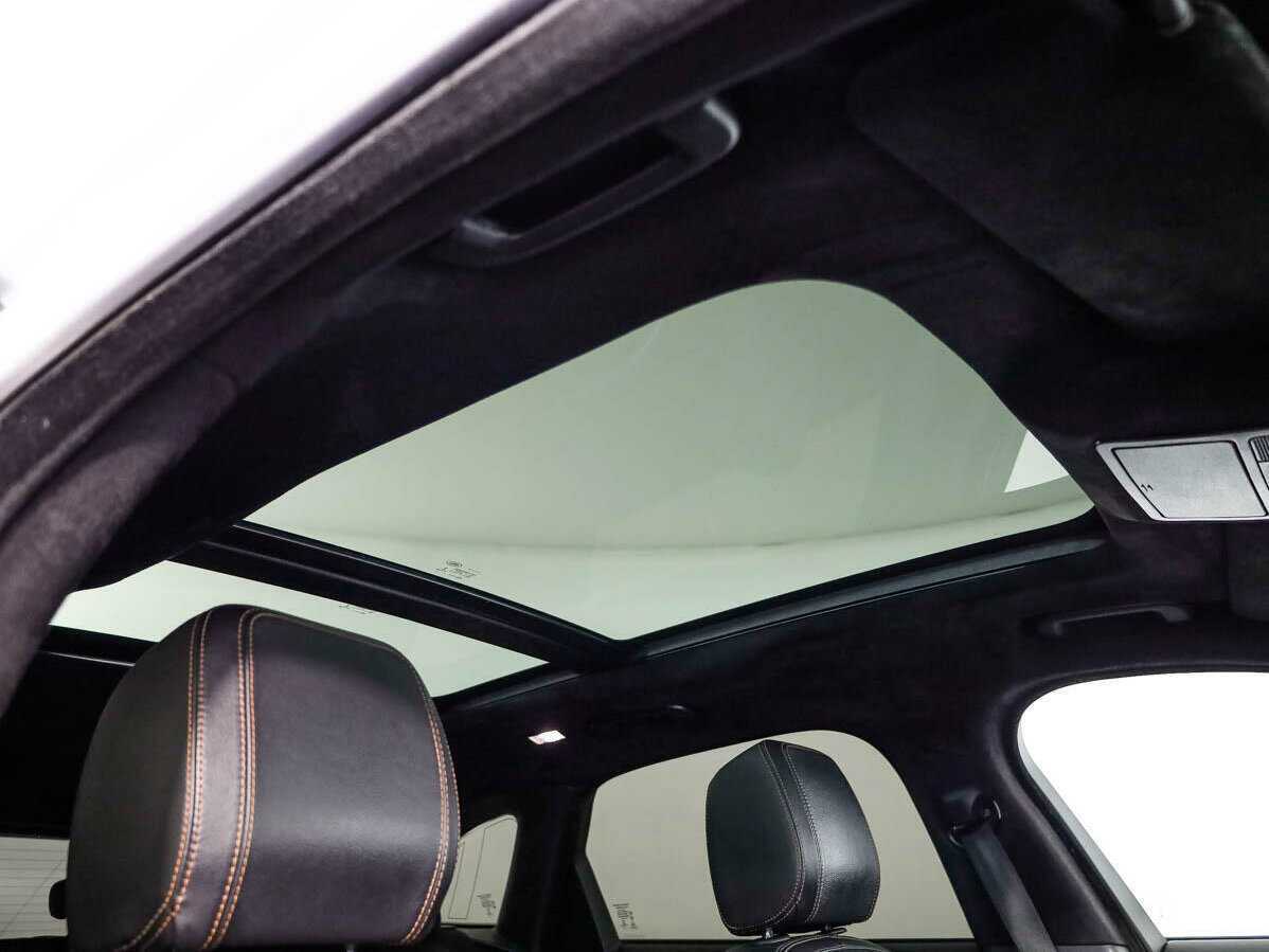 Jaguar F-Pace, 2016 Фото №14