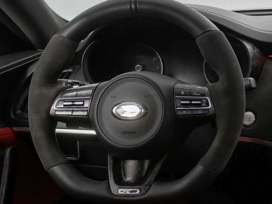 Kia Stinger, 2018 Фото №15