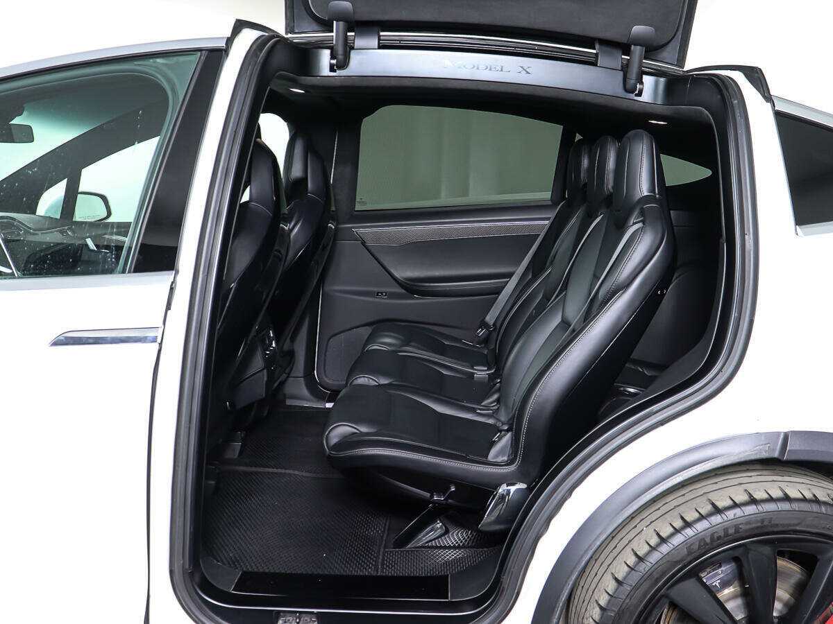 Tesla Model X P90D, 2016 Фото №9