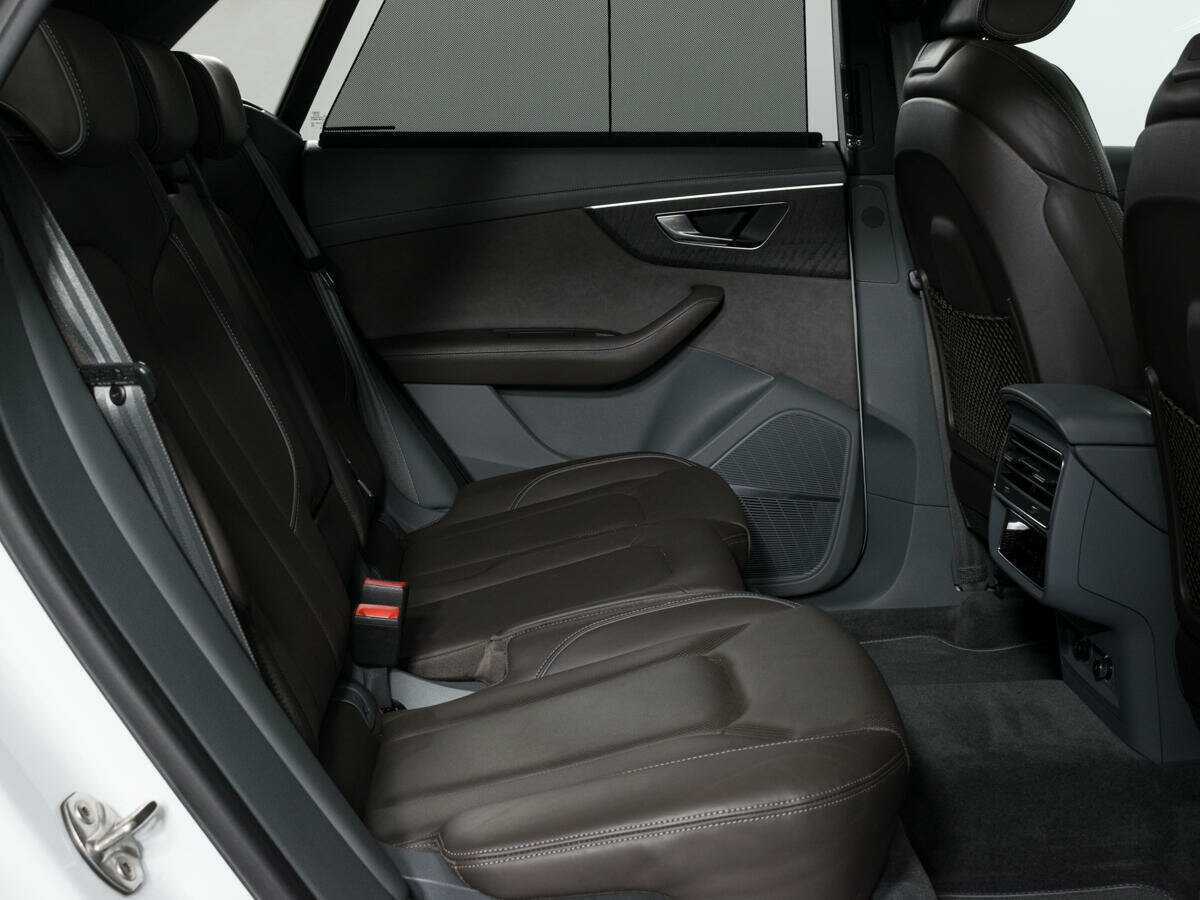 Audi Q8 55 TFSI, 2019 Фото №14