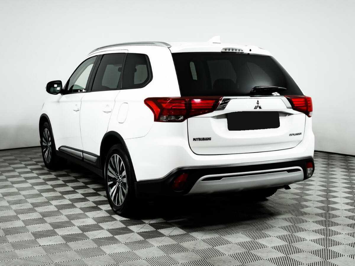 Mitsubishi Outlander, 2019 - 77 333 км. | Фото №7