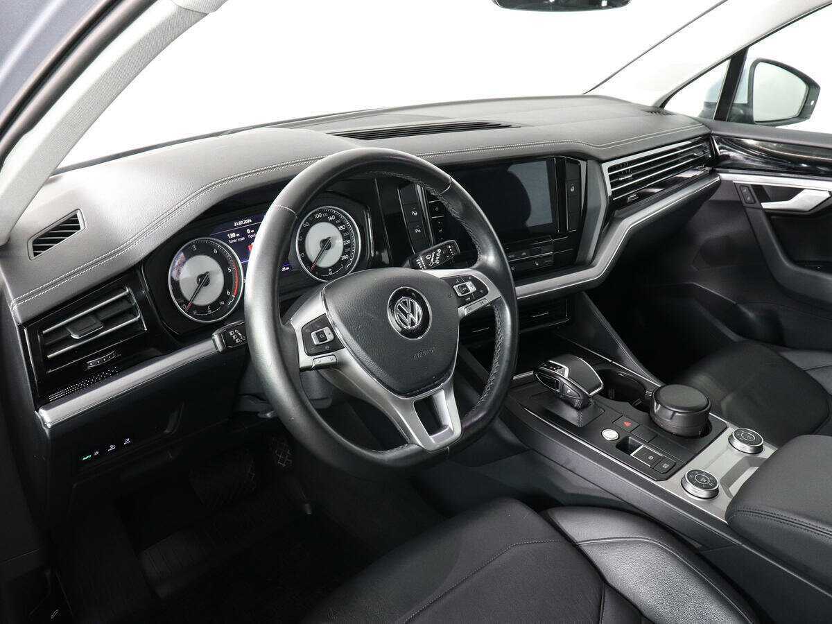 Volkswagen Touareg, 2020 Фото №9