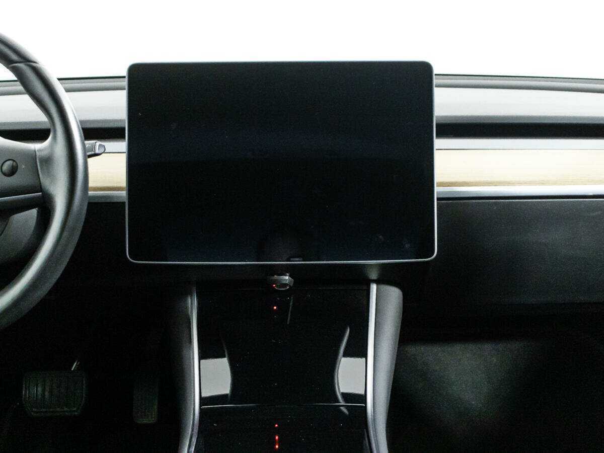 Tesla Model 3 Long Range, 2019 Фото №14