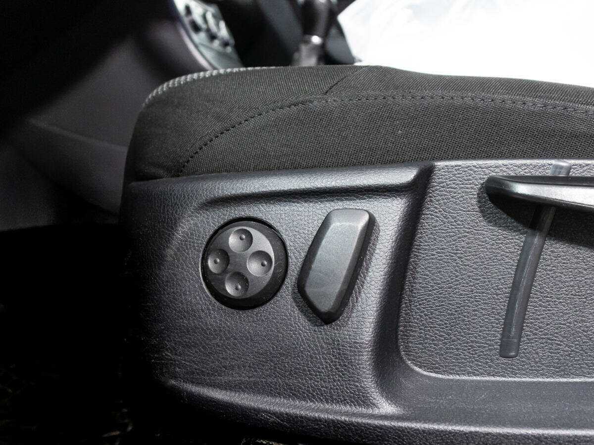 Volkswagen Passat, 2013 Фото №17