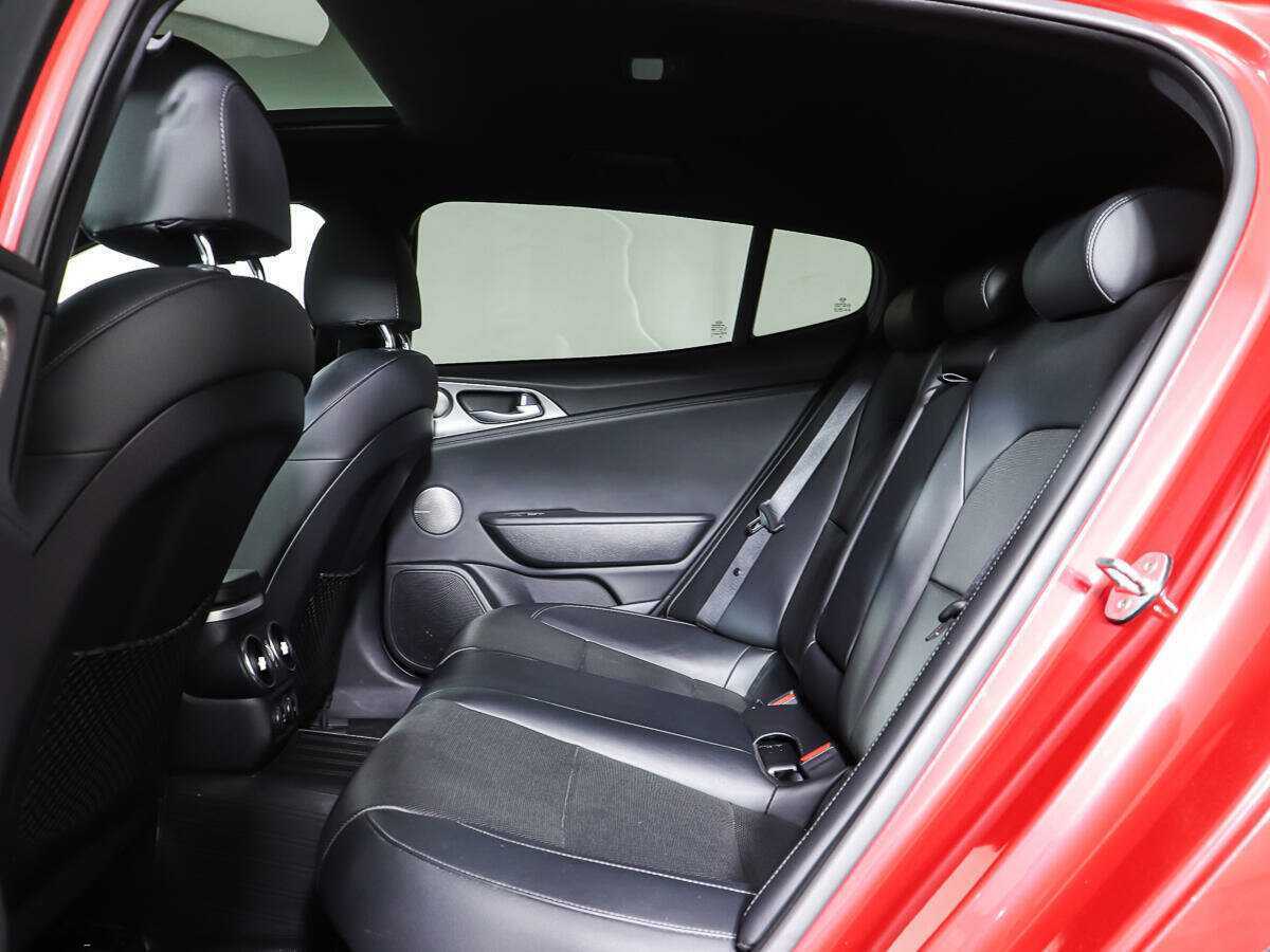 Kia Stinger, 2019 Фото №9