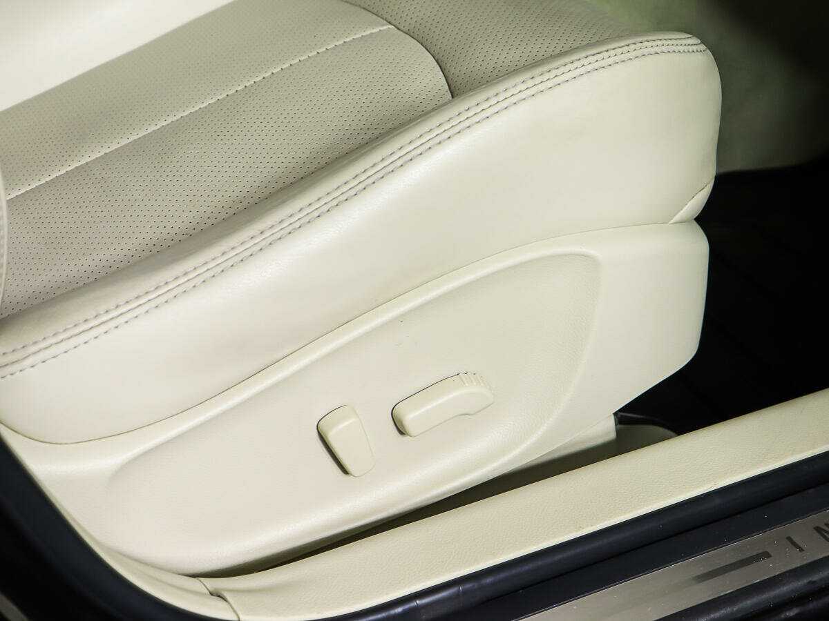 Infiniti G25, 2012 Фото №12