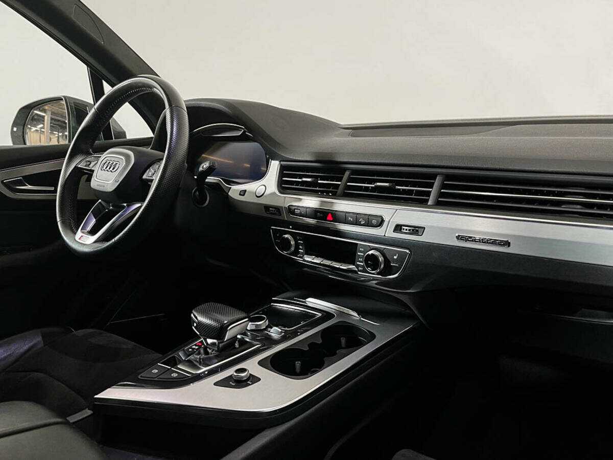 Audi Q7, 2017 Фото №9