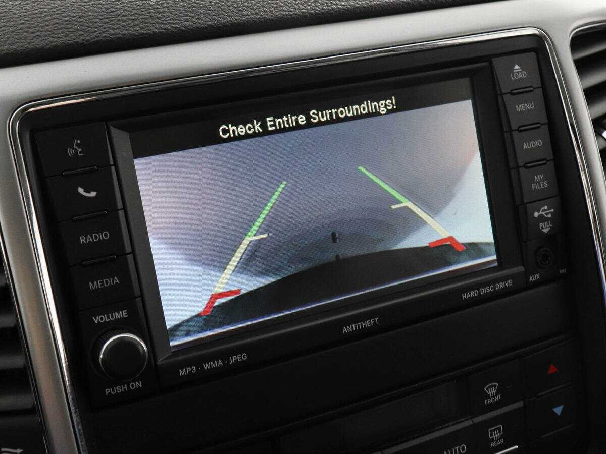 Jeep Grand Cherokee, 2011 Фото №13