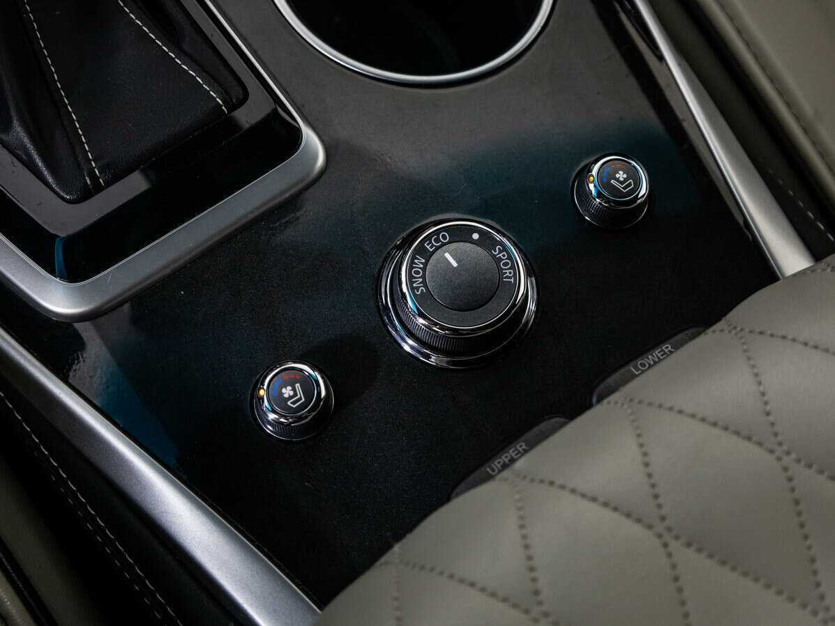 Infiniti QX60, 2019 Фото №16