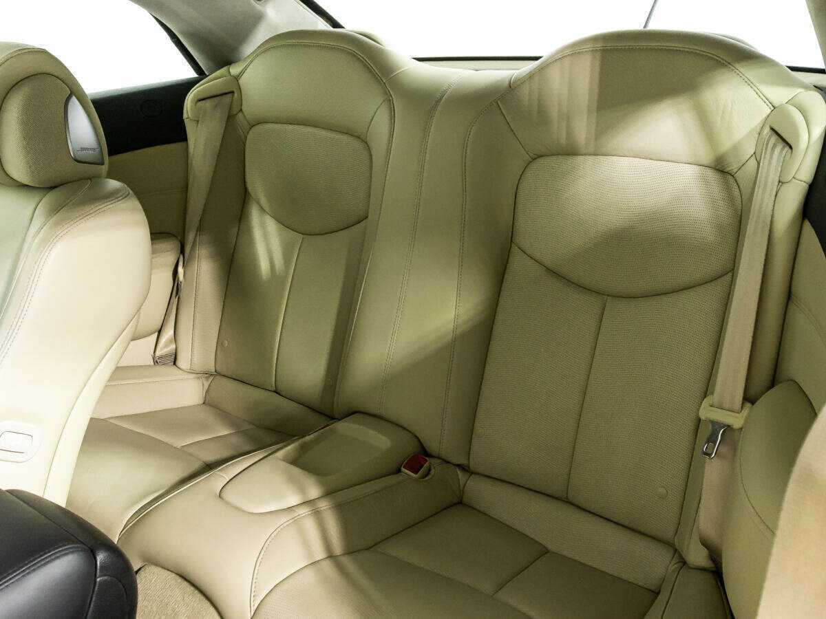 Infiniti G37, 2012 Фото №10