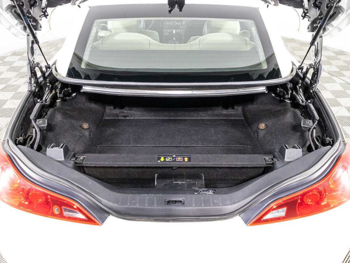 Infiniti G37, 2012 Фото №15