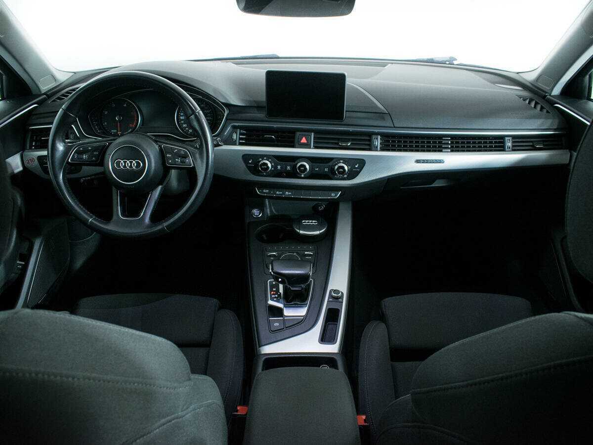 Audi A4, 2018 Фото №12