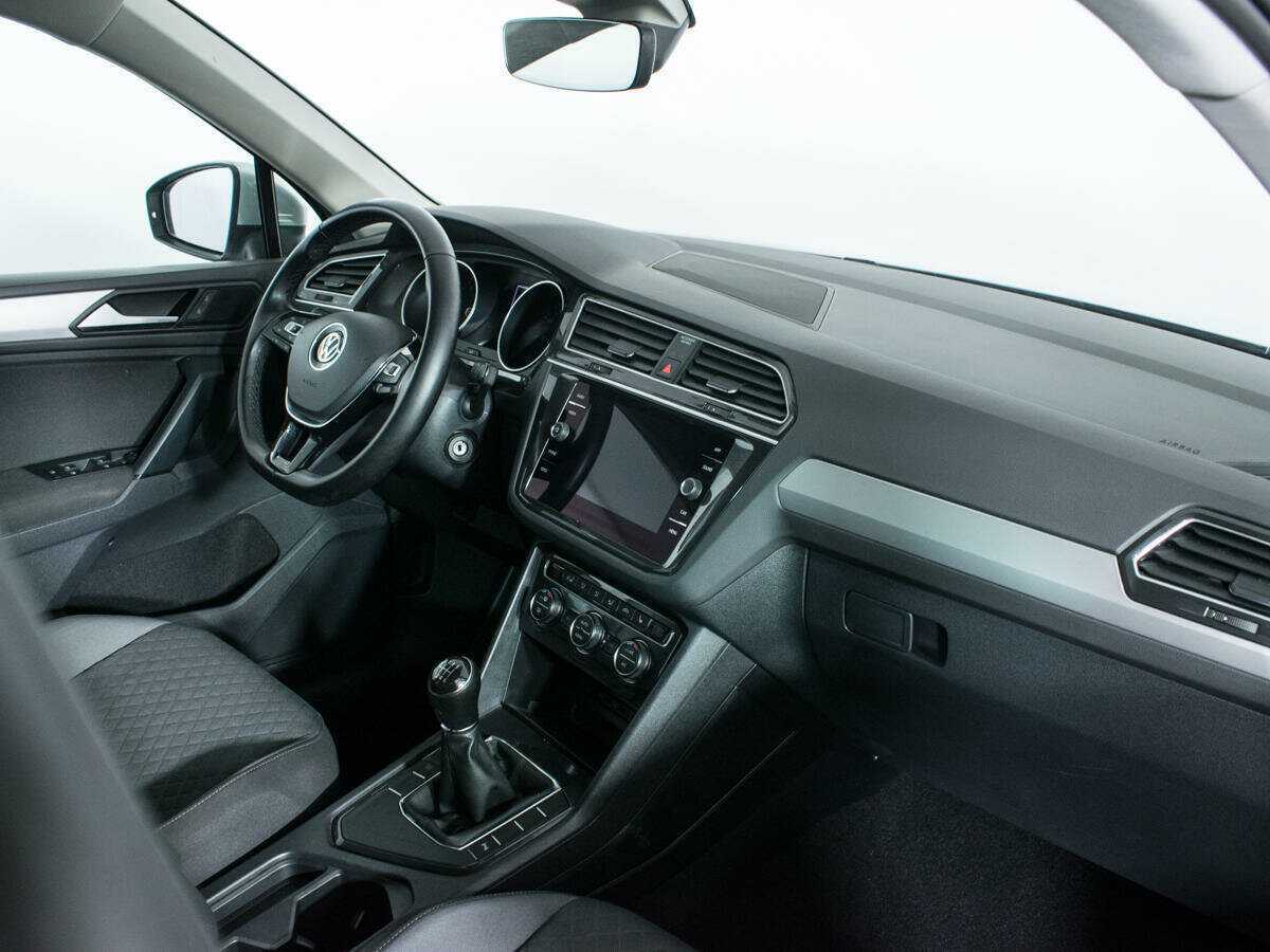Volkswagen Tiguan, 2019 - 17 090 км. | Фото №8