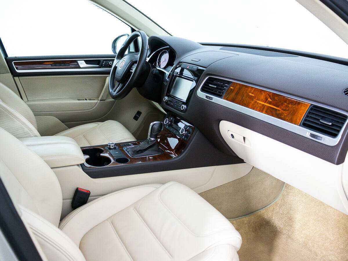 Volkswagen Touareg, 2011 Фото №9