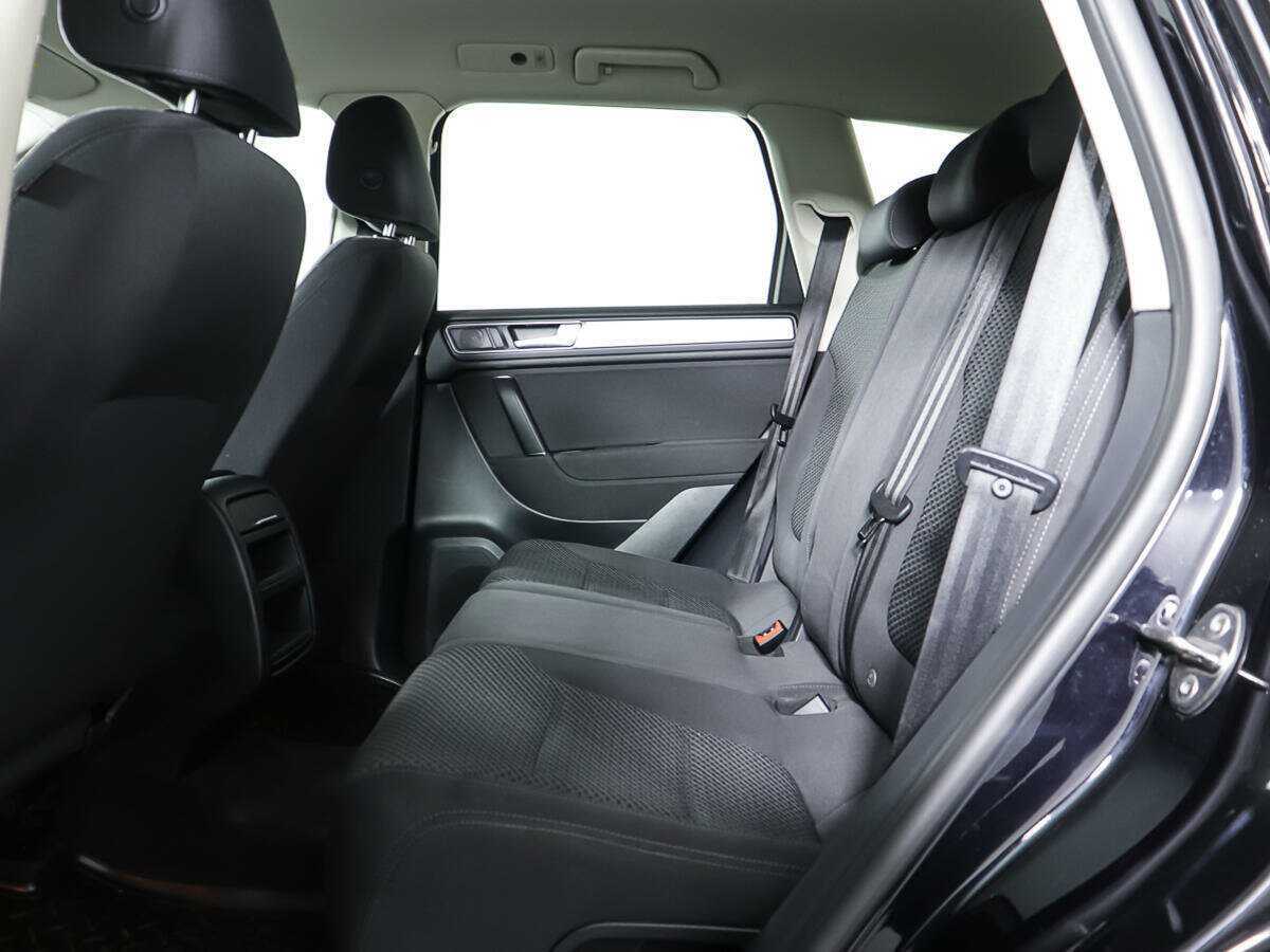 Volkswagen Touareg, 2015 Фото №10