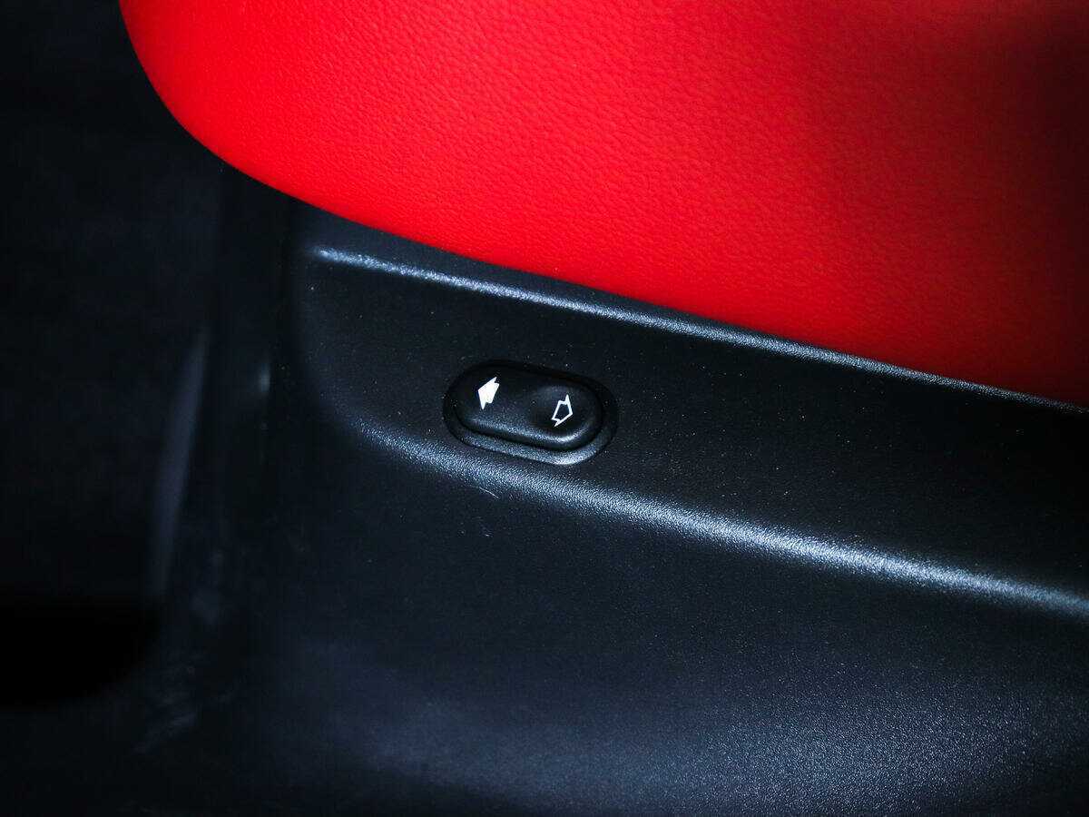 Jaguar F-Pace, 2021 Фото №28