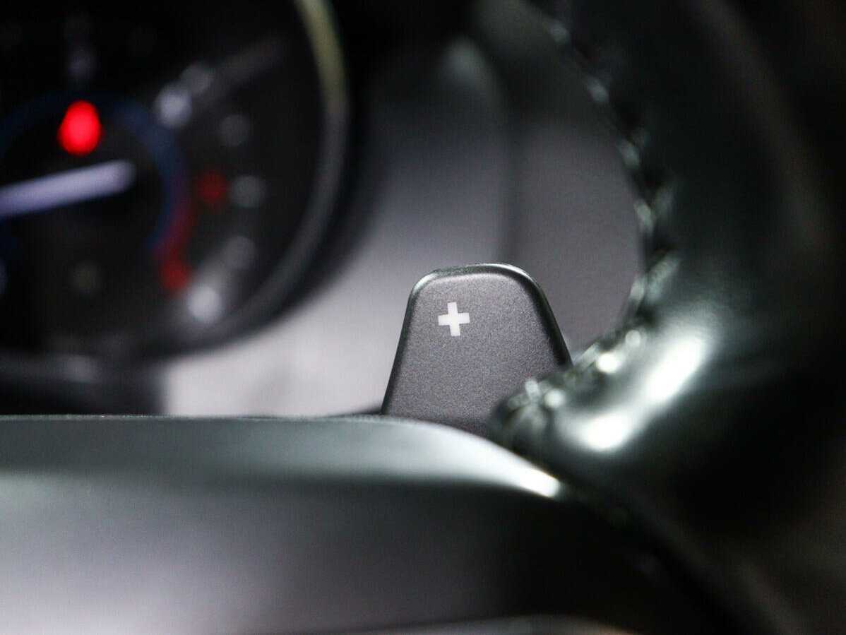 Jaguar XE, 2017 Фото №20