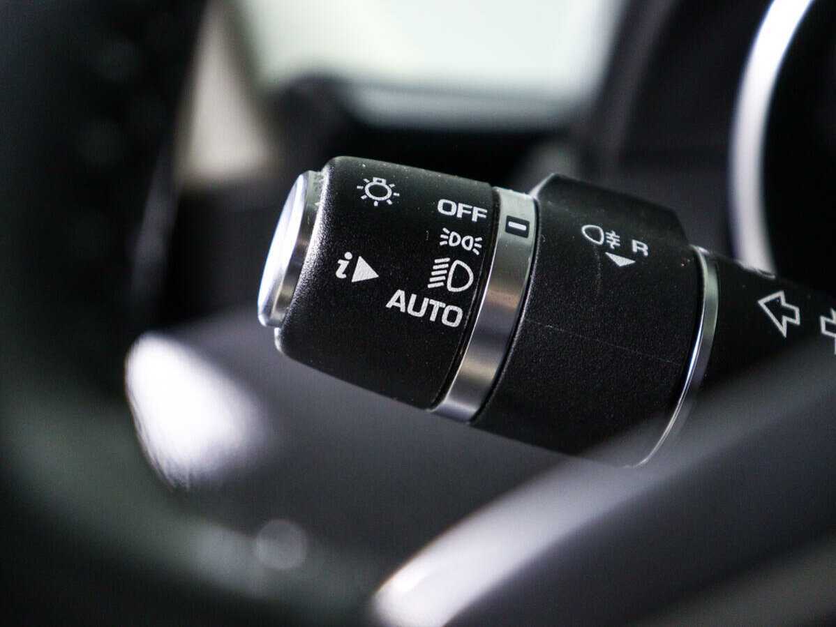 Jaguar XE, 2017 Фото №21