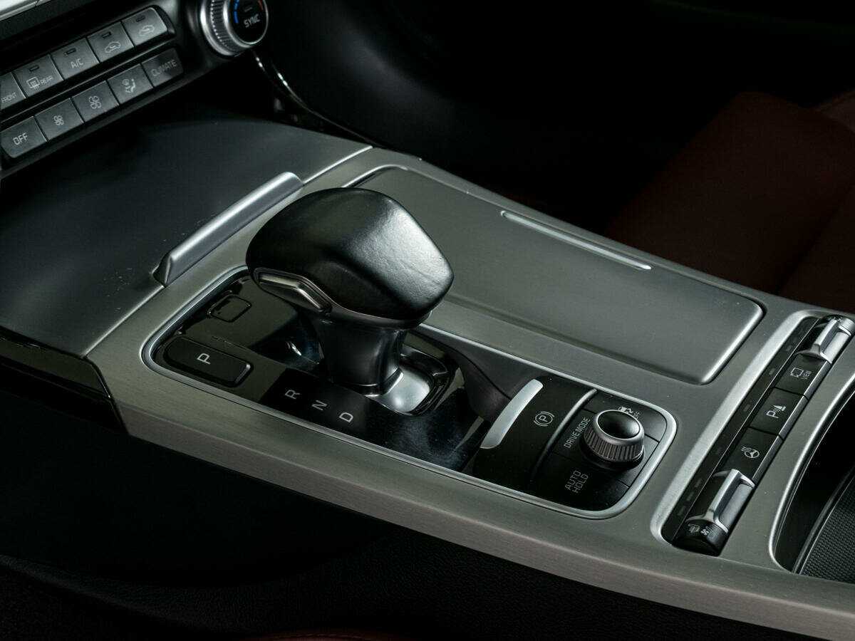 Kia Stinger, 2018 Фото №17