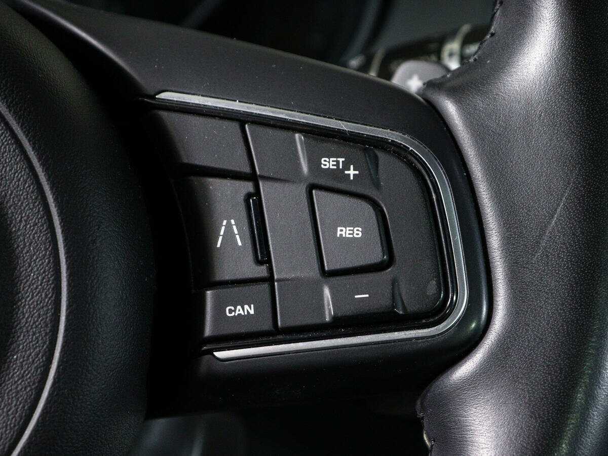 Jaguar F-Pace, 2020 Фото №20