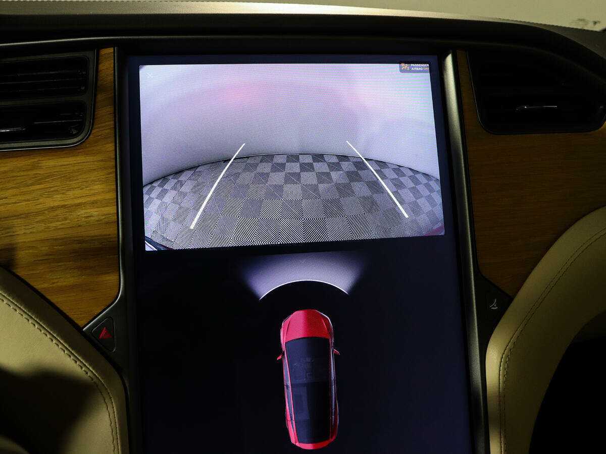 Tesla Model X Performance, 2019 Фото №17