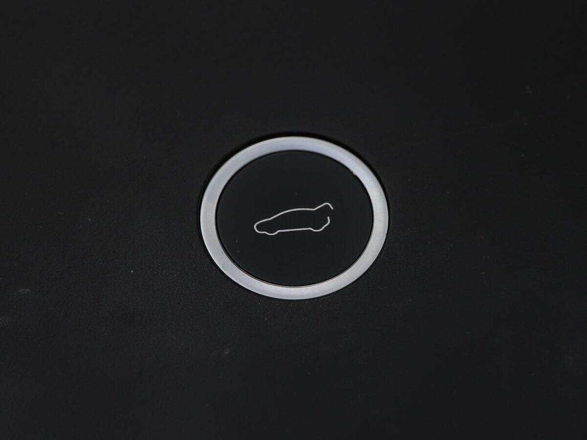 Tesla Model X Long Range Plus, 2020 Фото №18