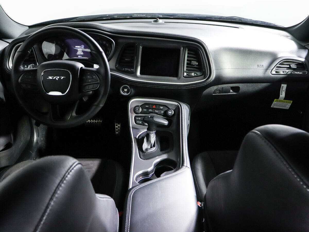 Dodge Challenger R__T, 2022 Фото №11