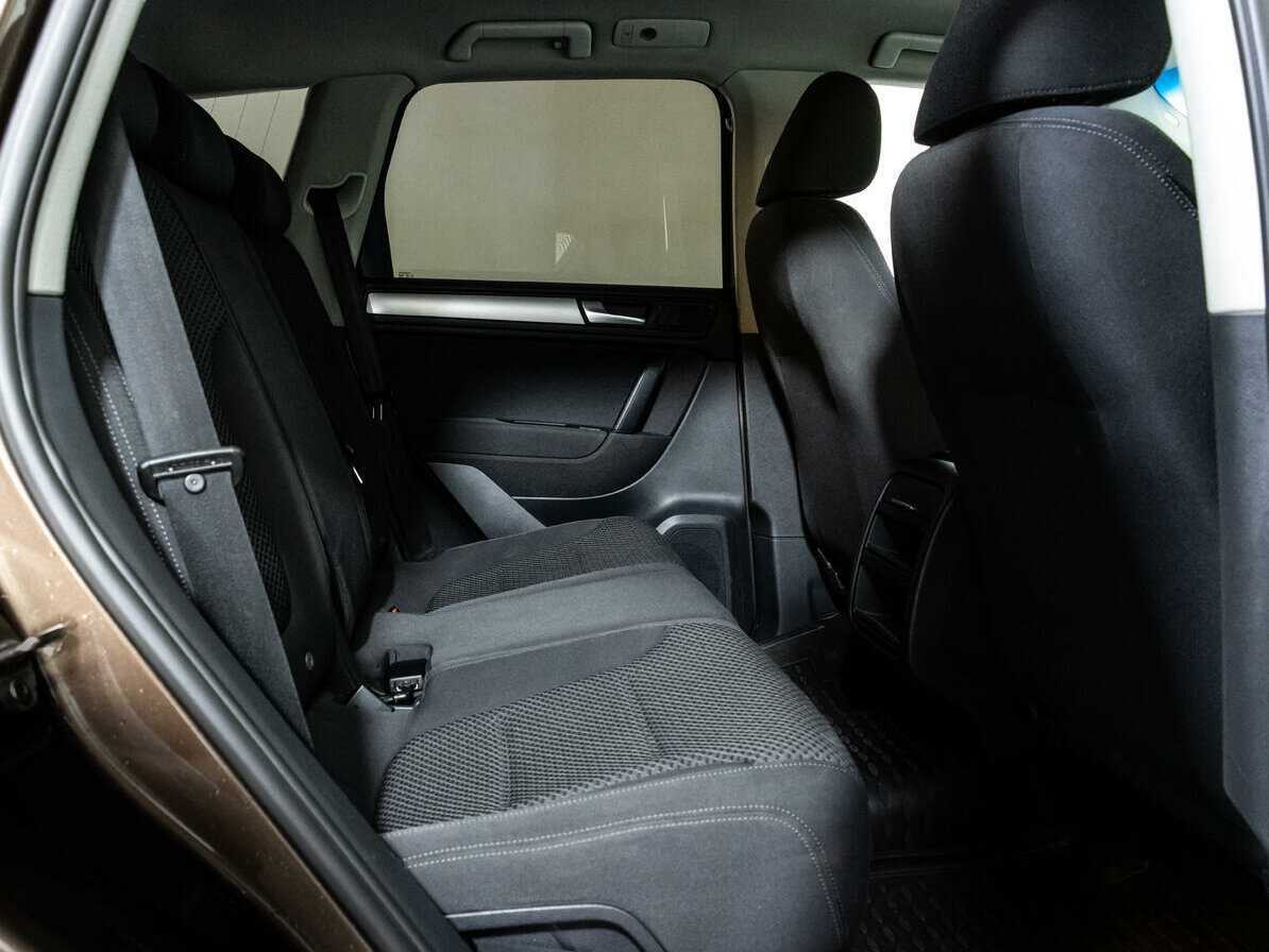 Volkswagen Touareg, 2011 Фото №19