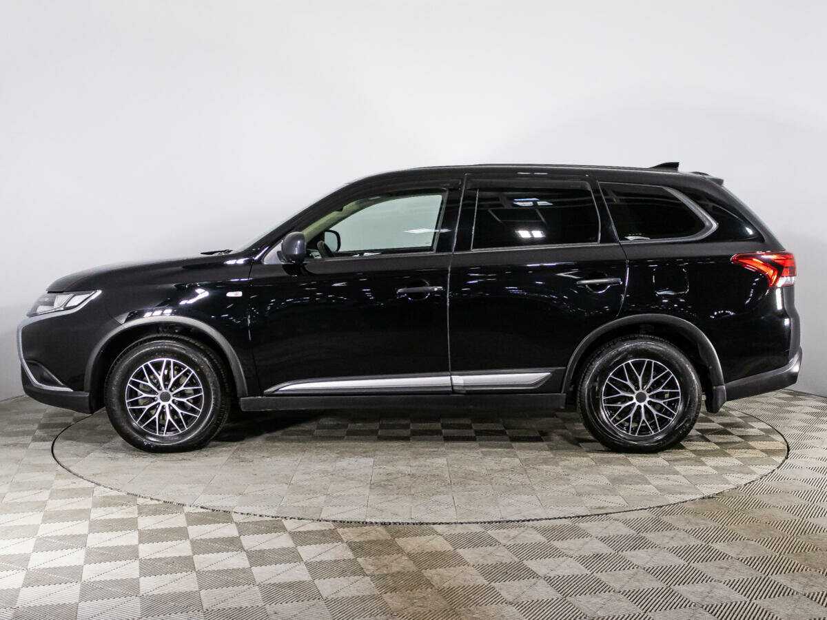 Mitsubishi Outlander, 2021 - 45 170 км. | Фото №8